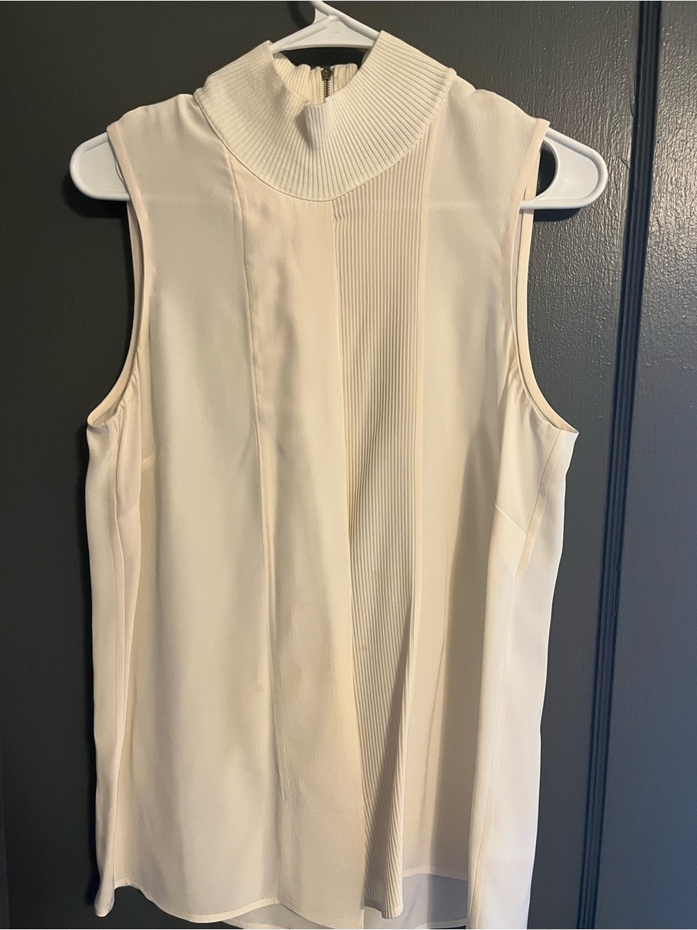 Etcetera Sleeveless Cream Mock Neck Blouse